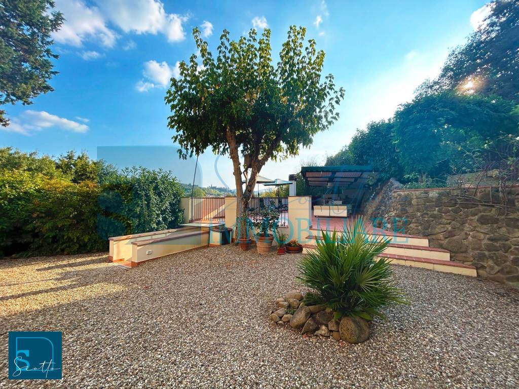 Villa a Capraia e limite in Via Le Rocche, 4 - Foto 5