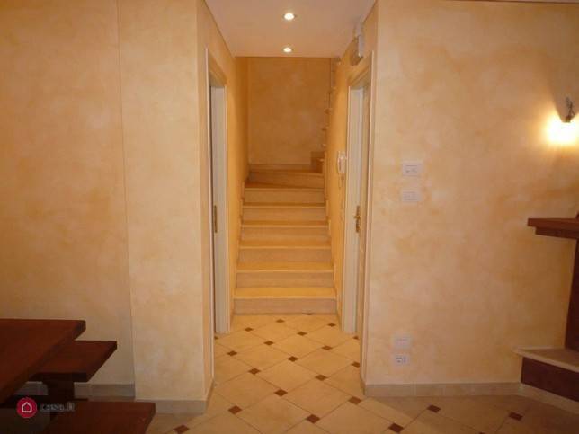 Villa a Pietrasanta in Via Castruccio Castracani, 13 - Foto 4
