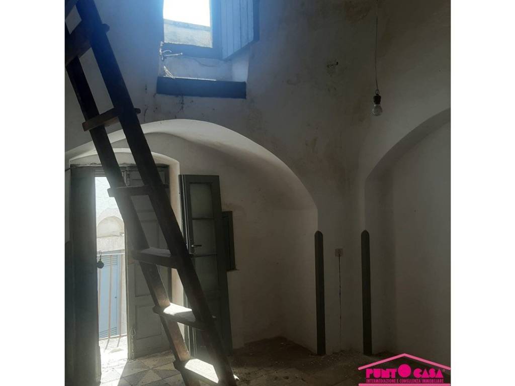 Appartamento a Cisternino in Via Benvenuto Cellini - Foto 5