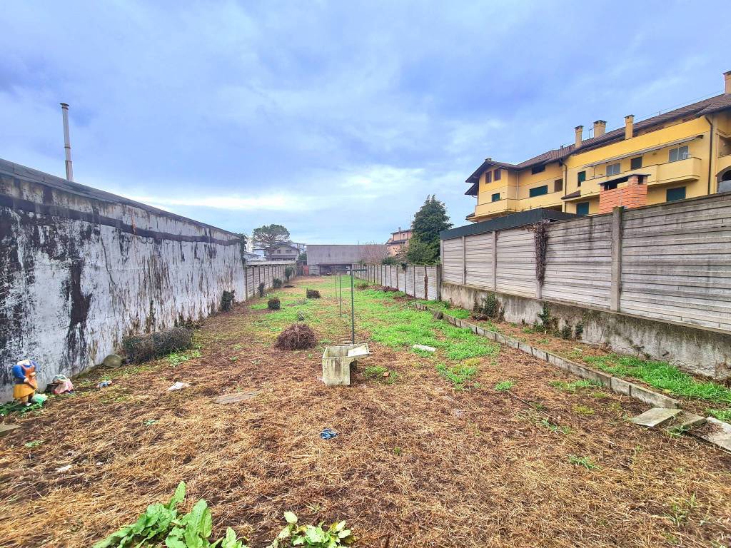 Terreno a San vittore olona in Via Sempione, 248 - Foto 3