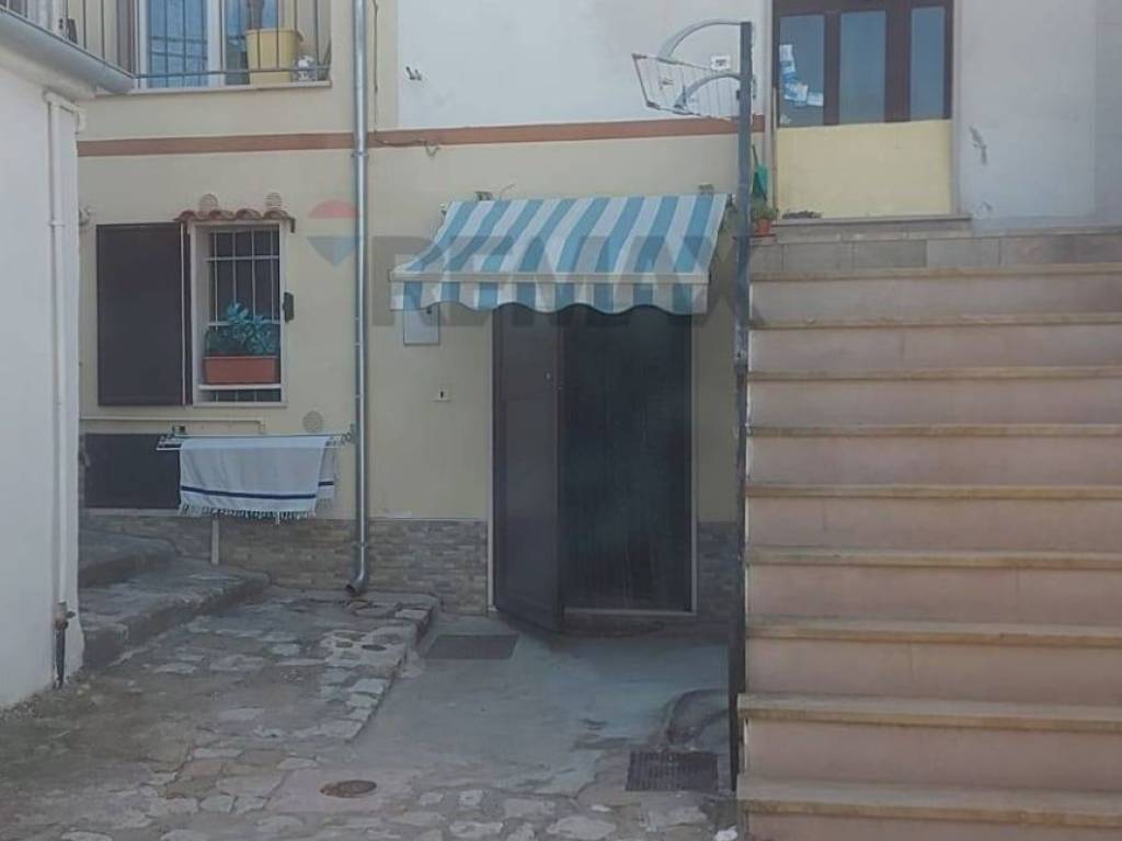 Casa indipendente a Rocchetta sant'antonio in Via dell'Abate, 36 - Foto 2