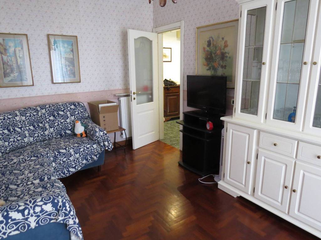 Appartamento a Genova in Via Leonardo Montaldo, 55 - Foto 2