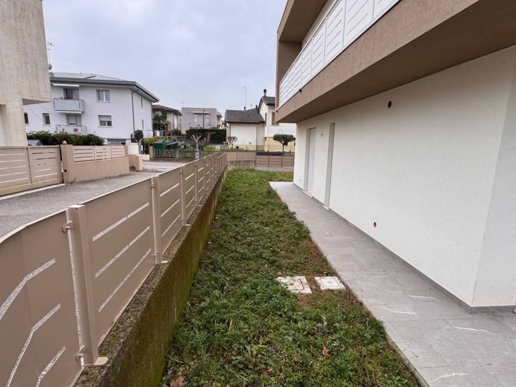 Villa a Silea in Via Lanzaghe - Foto 2