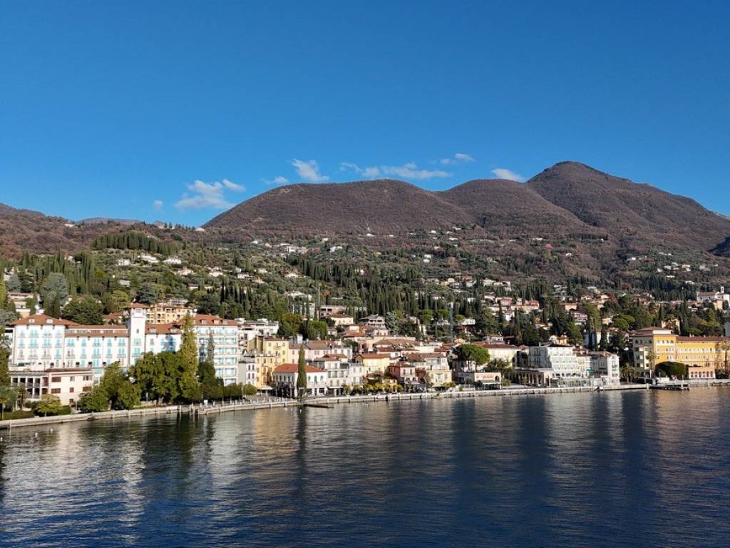 Appartamento a Gardone riviera in Corso della Repubblica, 44 - Foto 4