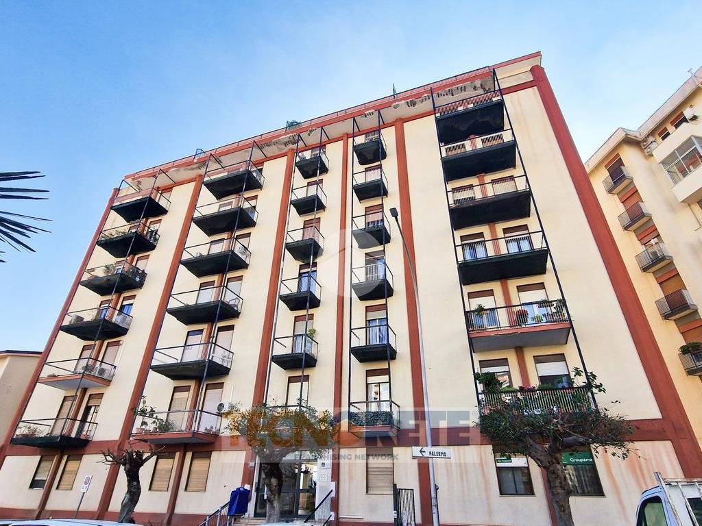 Appartamento a Monreale in Via della Repubblica, 19 - Foto 2