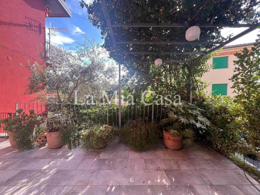 Appartamento a Lerici in Piazza E. Figoli - Foto 3