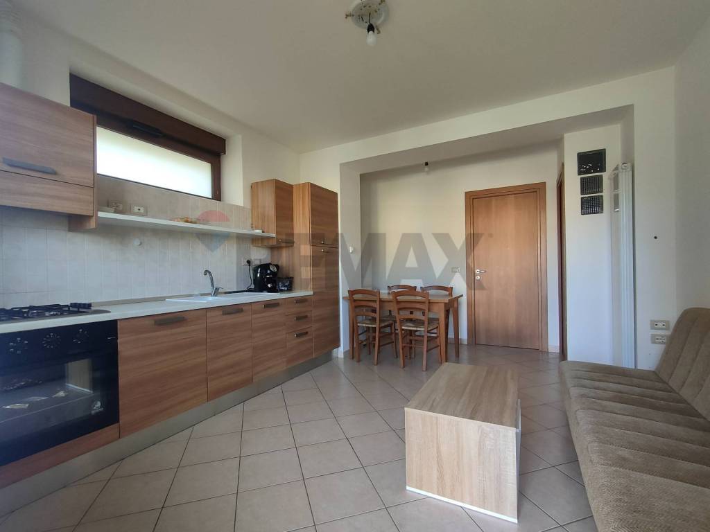 Appartamento a Poggio picenze in Via Caduti di Via Fani - Foto 4