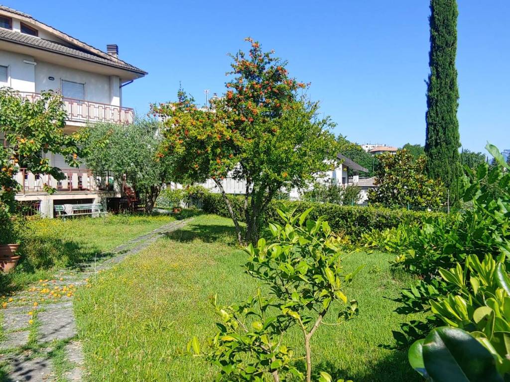 Villa a Folignano in Via Ancona - Foto 2