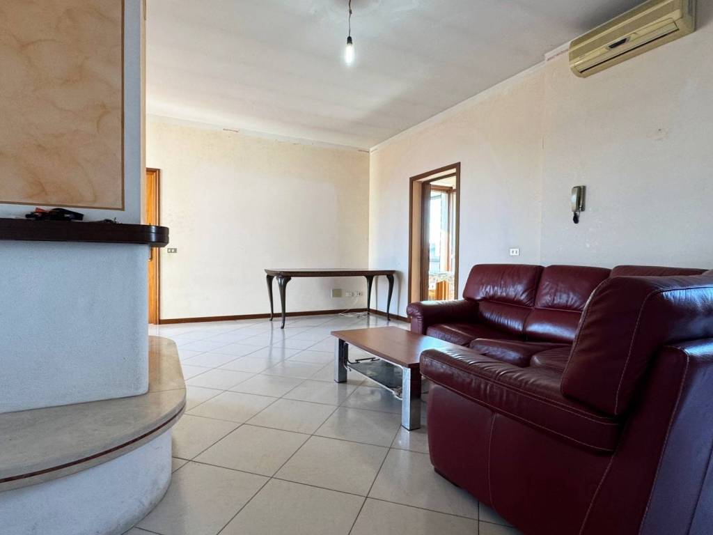 Appartamento a Guidizzolo in Via Professor Carlo Casalegno - Foto 3