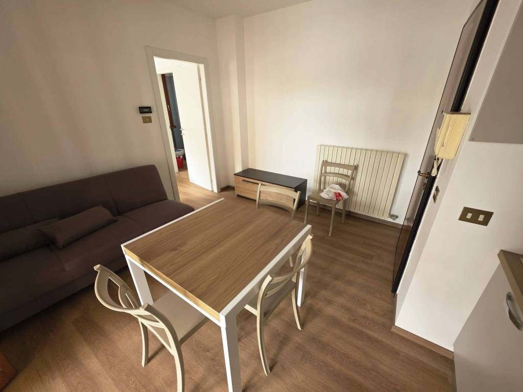 Appartamento a Parma in Largo Remo Coen - Foto 2