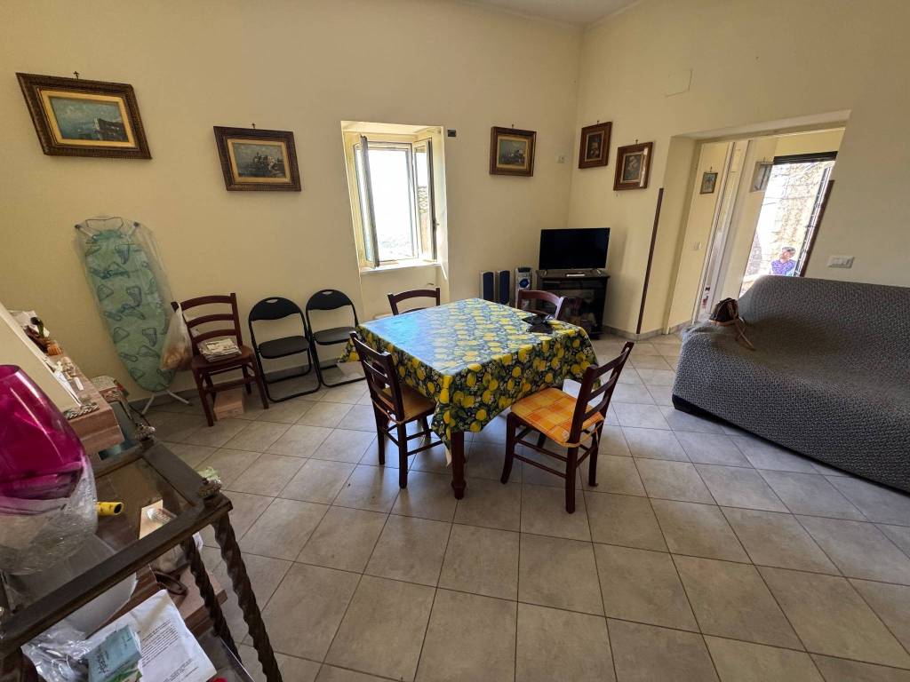 Casa indipendente a Rocca d'arce in Via Matteo Borrello - Foto 4