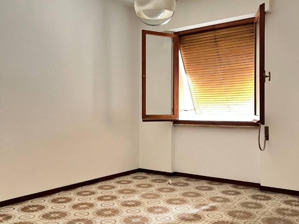 Appartamento a Savona in Via Trilussa - Foto 5