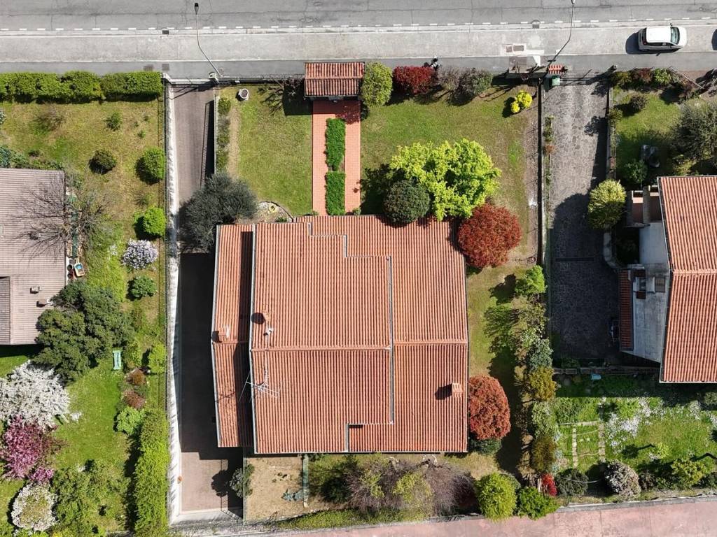 Villa a Rezzato in Via Paola Gennari - Foto 2