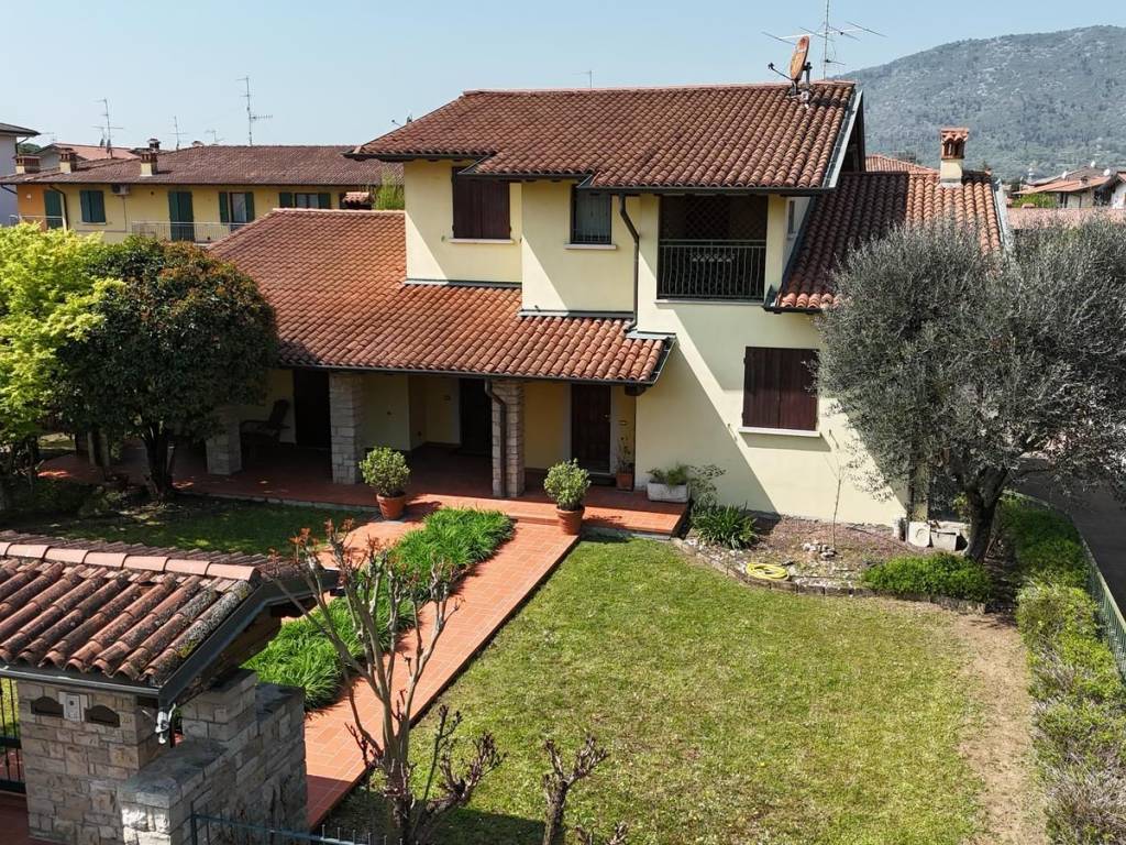 Villa a Rezzato in Via Paola Gennari - Foto 3