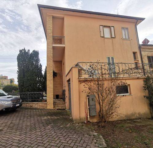 Villa a Montegiorgio in Via Ugolino 8 - Foto 5