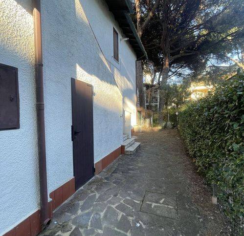 Casa indipendente a Comacchio in Via Giotto 21 - Foto 5