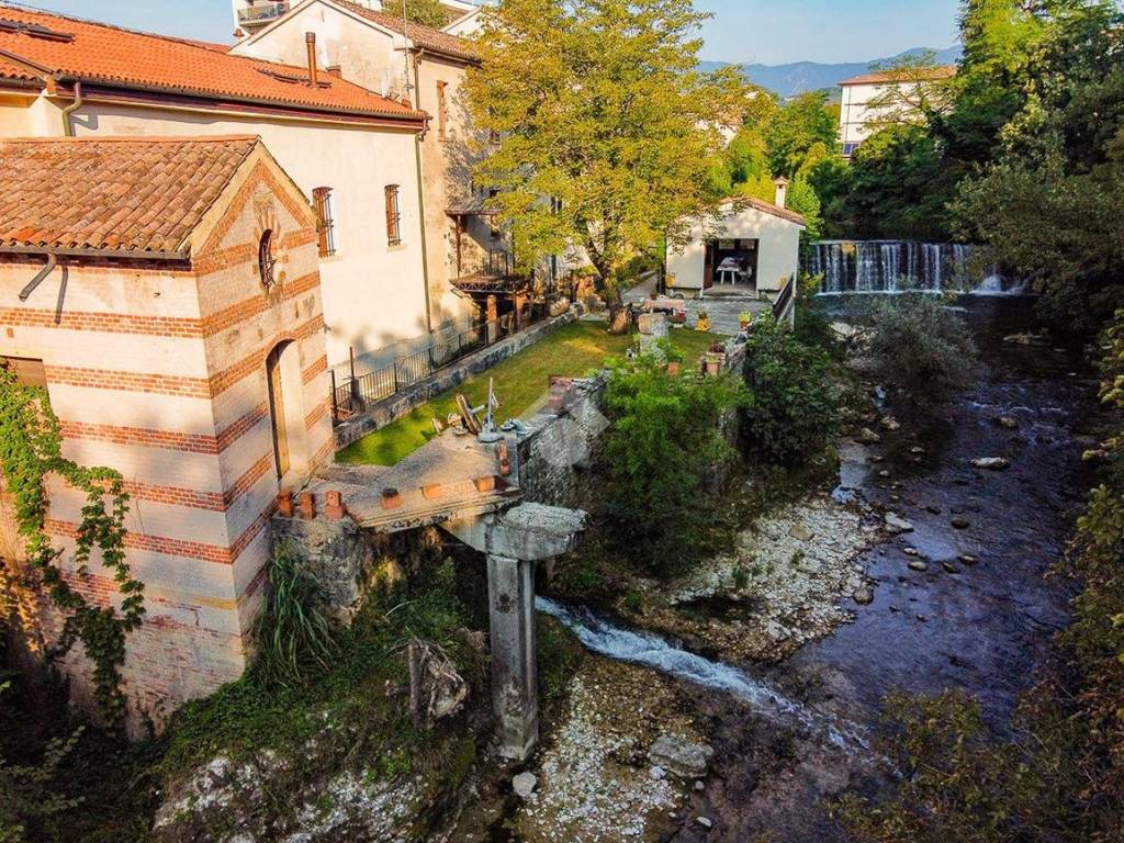 Villa a Pieve di soligo in Via Lamberto Chisini - Foto 2