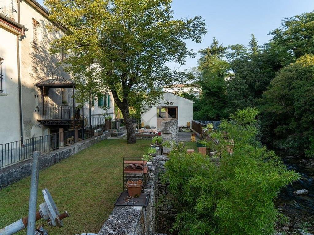Villa a Pieve di soligo in Via Lamberto Chisini - Foto 4