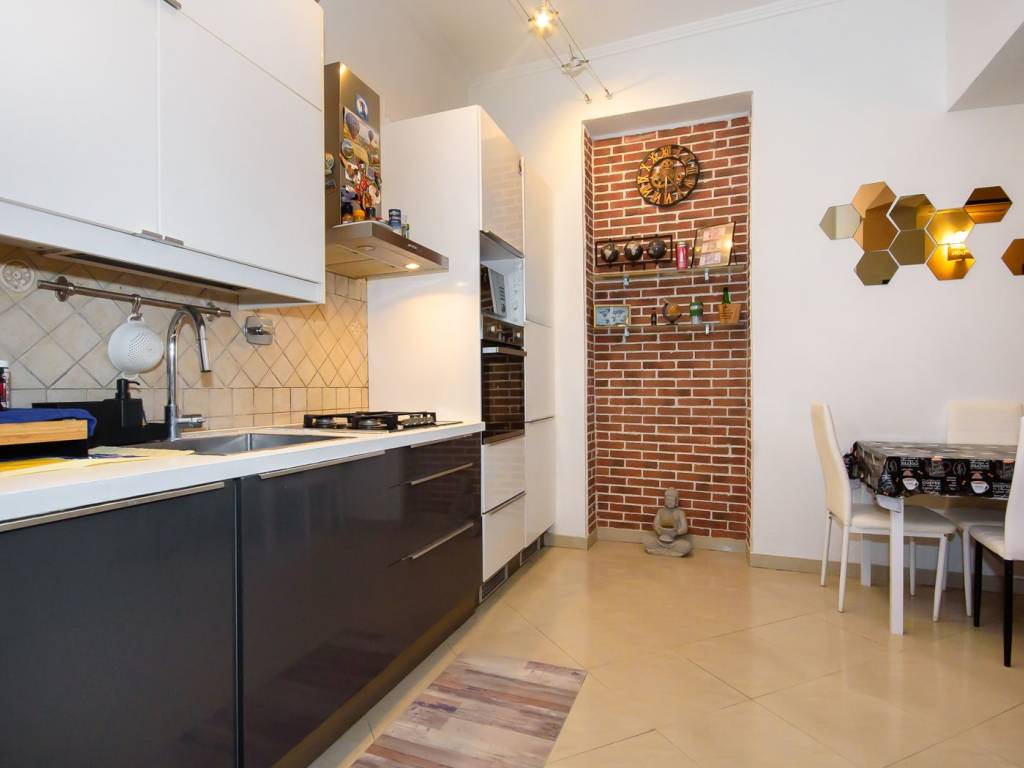 Appartamento a Moncalieri in Via Pastrengo, 11 - Foto 4