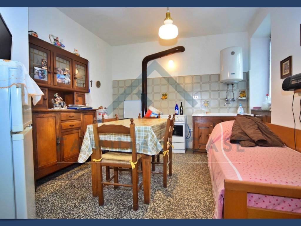 Casa indipendente a Daverio in Via Alessandro Volta - Foto 5