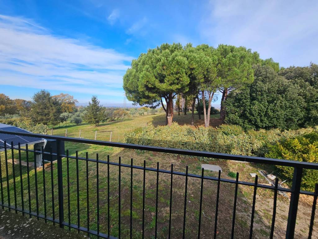 Appartamento a Viterbo in Strada Tobia - Foto 3