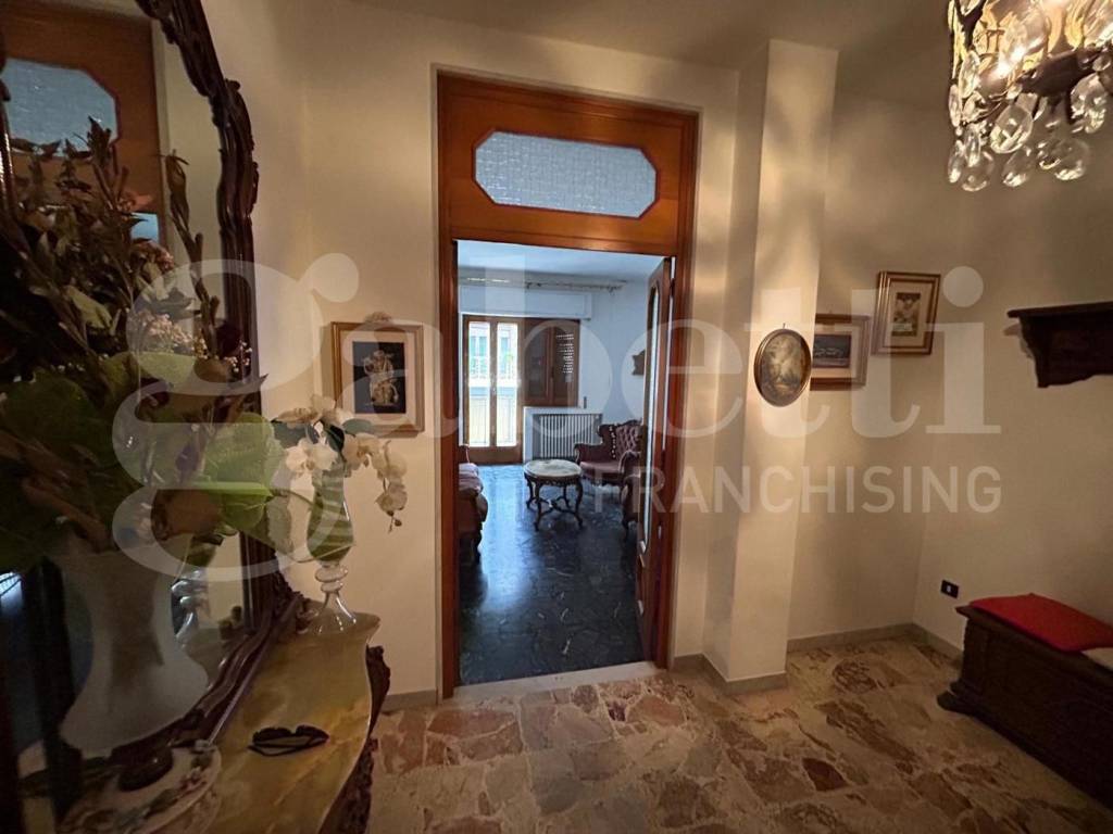 Immobile a Canosa di puglia in Via Luigi Settembrini, 1 - Foto 3