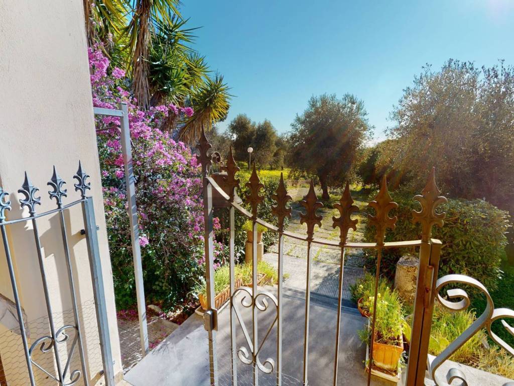 Villa a Vieste in Località Defensola - Foto 3