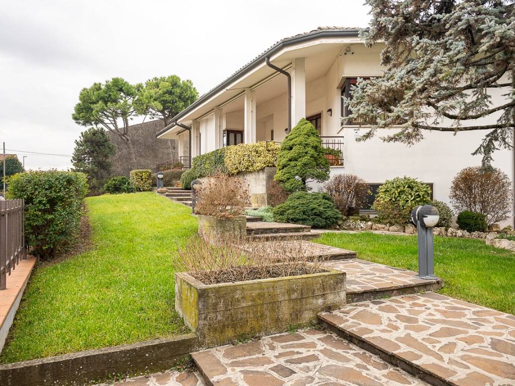Villa a Soave in Via Roma - Foto 2