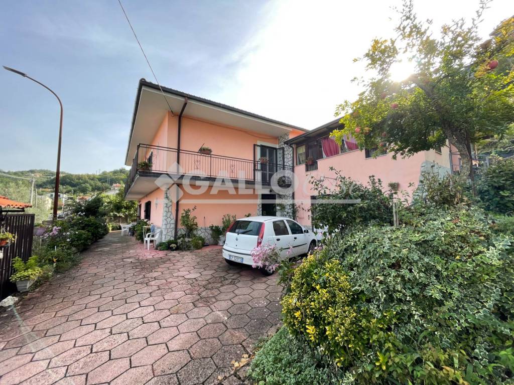 Villa a Rovito in Via Guzzolino - Foto 4