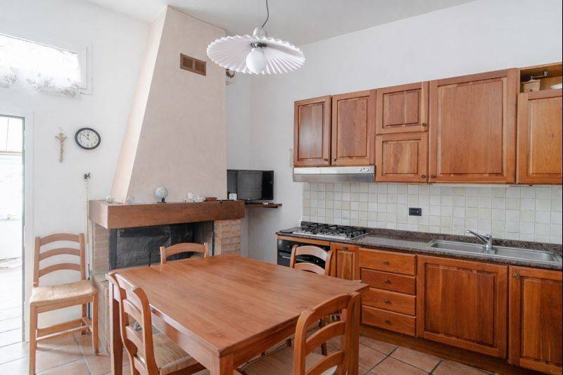Appartamento a Grezzana in Viale Rimembranza - Foto 3