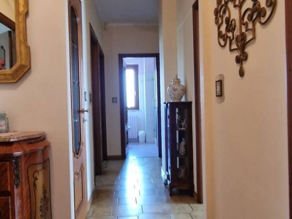 Appartamento a Moncalieri in Via Giuseppe Romita - Foto 4