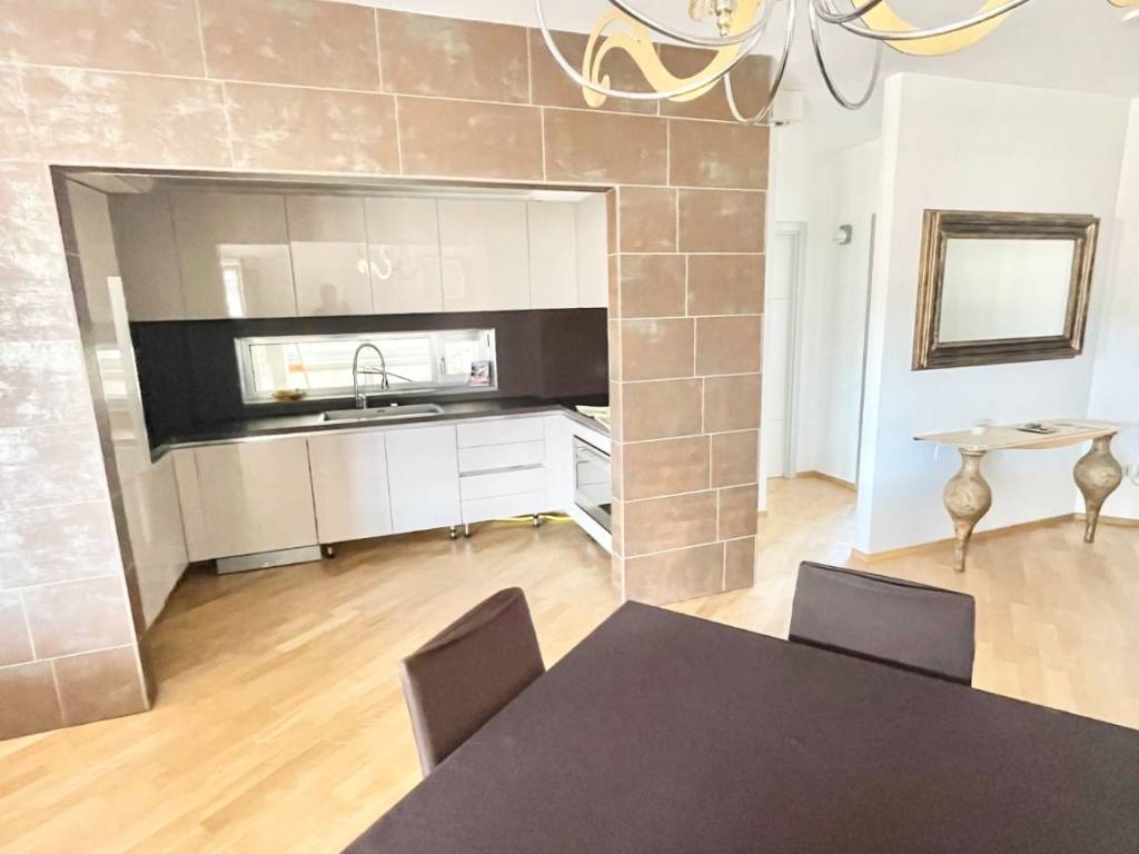 Appartamento a Cosenza in Viale Giacomo Mancini, 2 - Foto 5
