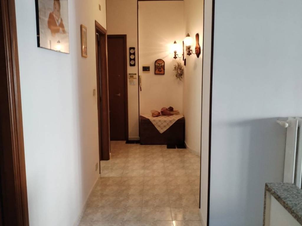Appartamento a Chieri in Via Vittorio Emanuele II, 14 - Foto 4