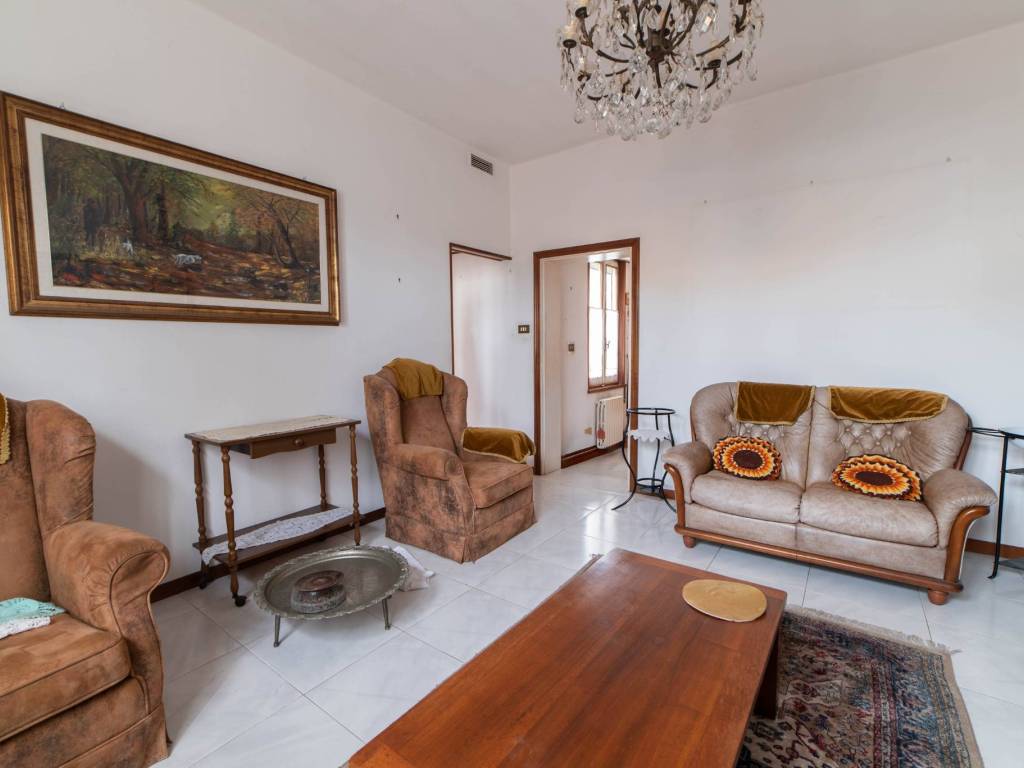 Casa indipendente a Pizzighettone in Via Confine, 11 - Foto 2