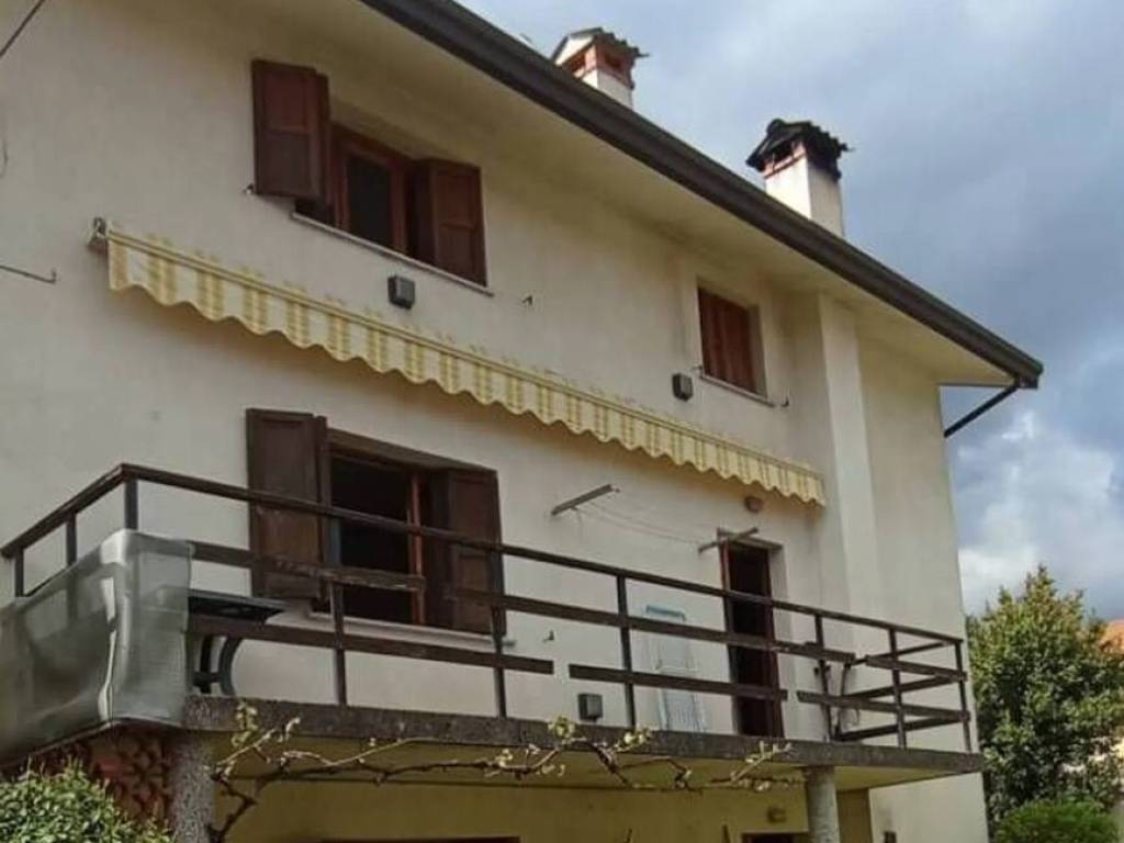Villa a Aviano in Via Pacifico Valussi N. 7/19 S.N.C. - Foto 3