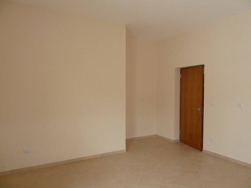 Appartamento a Loro piceno in Viale della Vittoria - Foto 2
