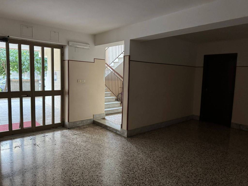 Appartamento a Cava de' tirreni in Via Giuseppe Prezzolini - Foto 4