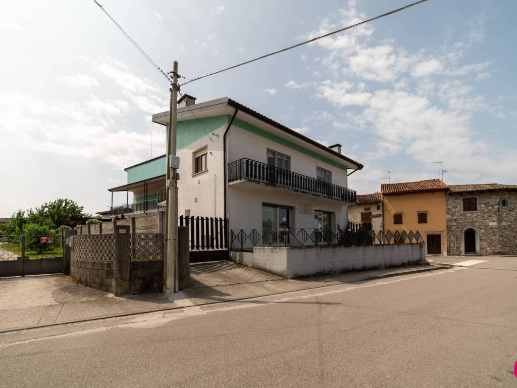 Appartamento a Tavagnacco in Via Chiavris - Foto 2