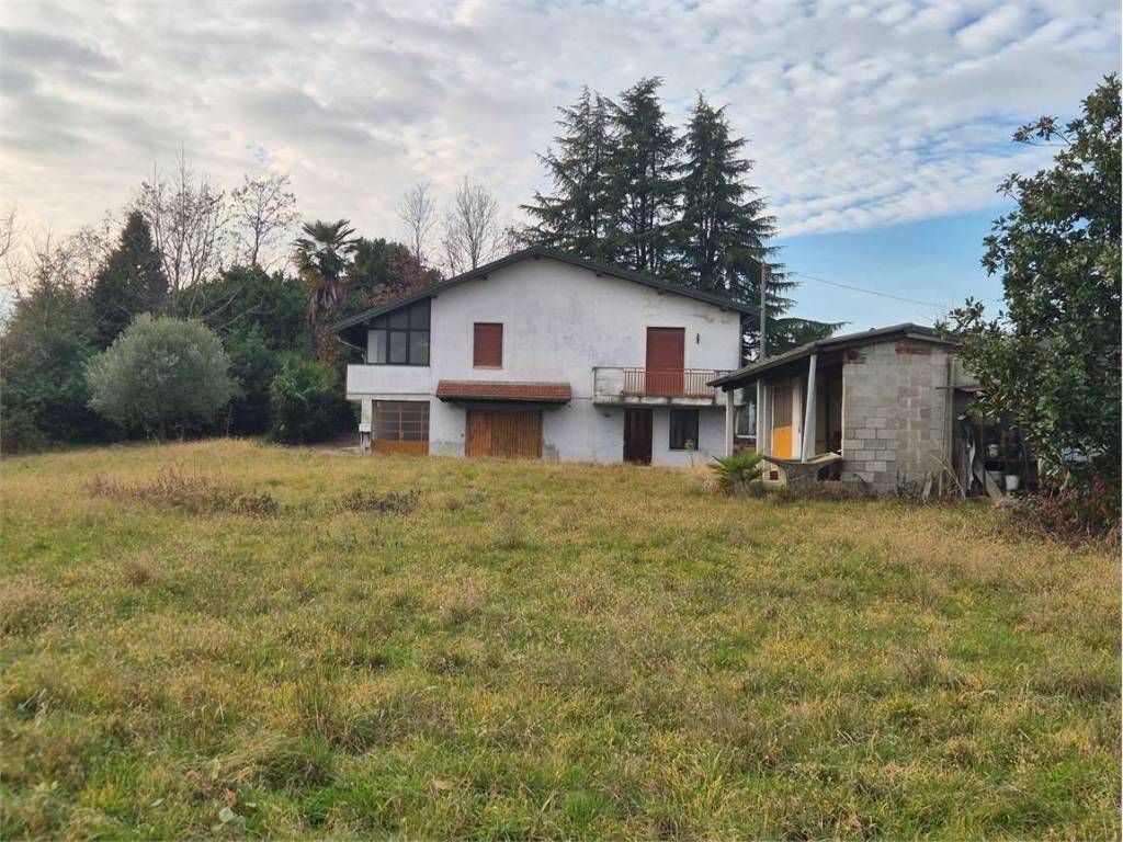 Villa a Fenegrò in Via Bosco - Foto 2
