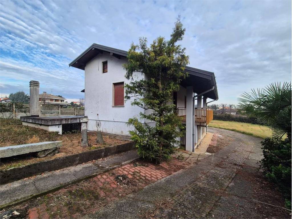 Villa a Fenegrò in Via Bosco - Foto 3