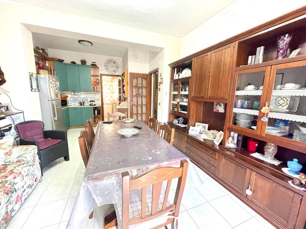 Appartamento a Catania in Via Sabato Martelli Castaldi - Foto 2
