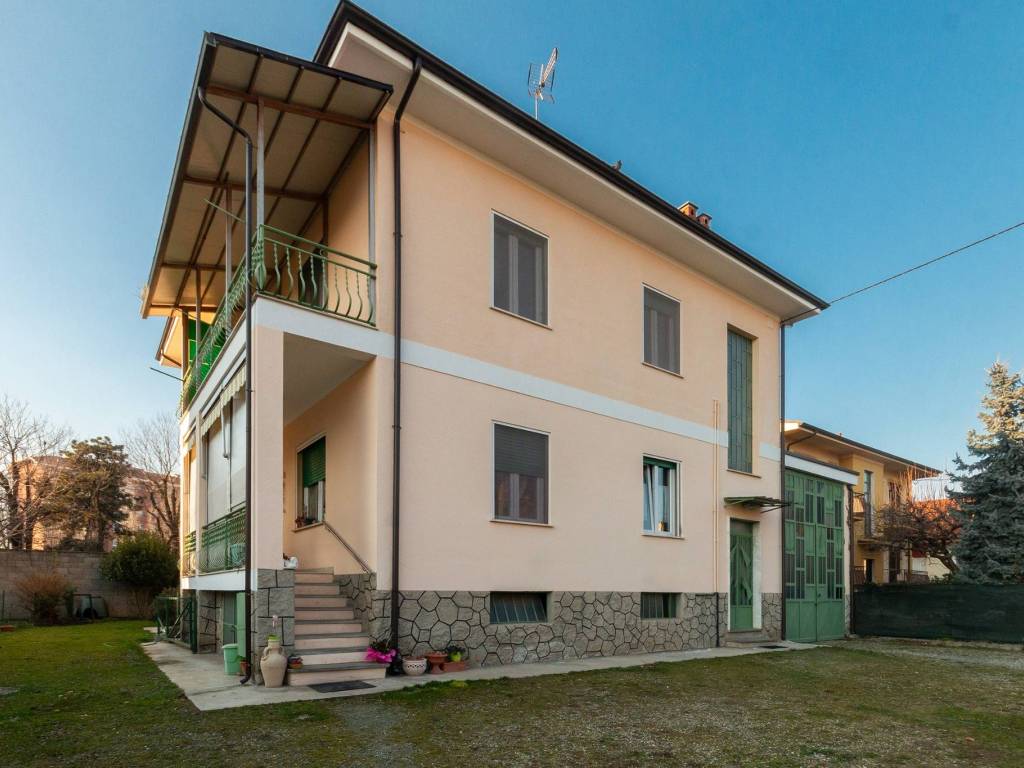 Appartamento a Orbassano in Via Giuseppe Giusti, 16 - Foto 2