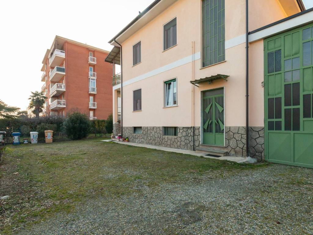 Appartamento a Orbassano in Via Giuseppe Giusti, 16 - Foto 4