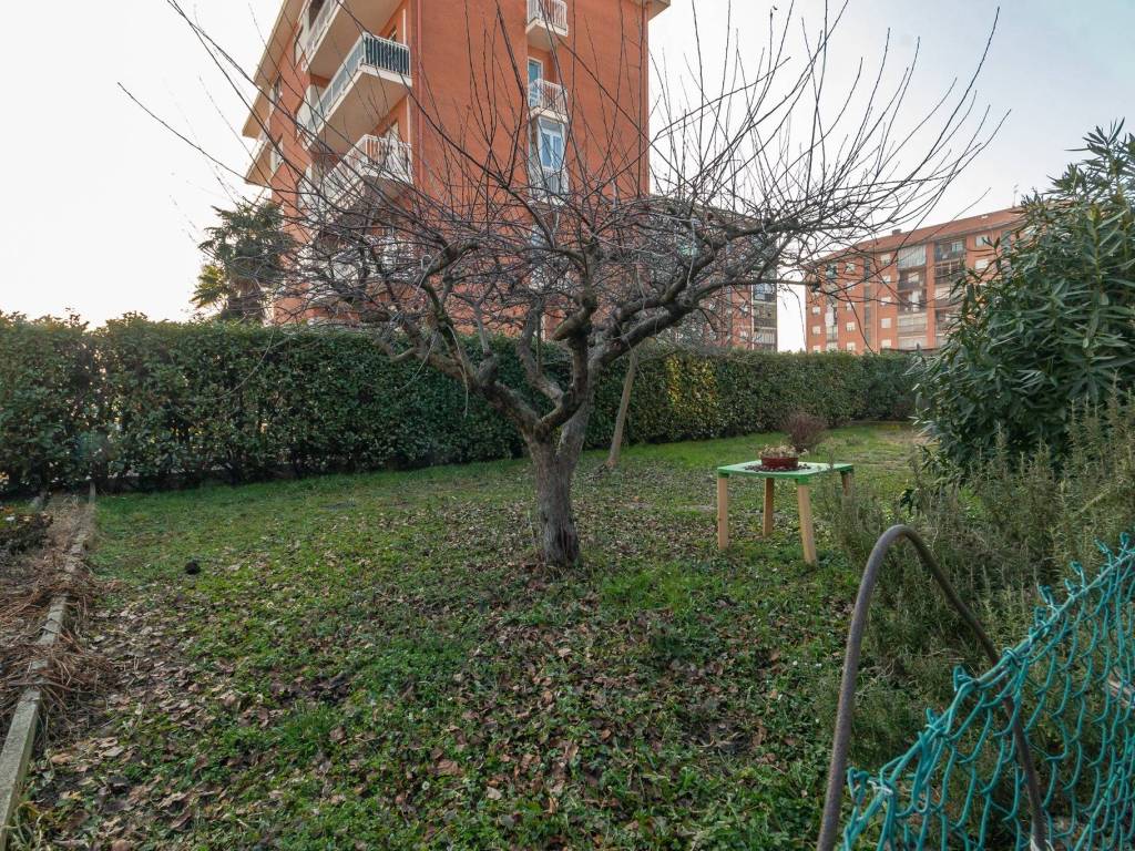 Appartamento a Orbassano in Via Giuseppe Giusti, 16 - Foto 5