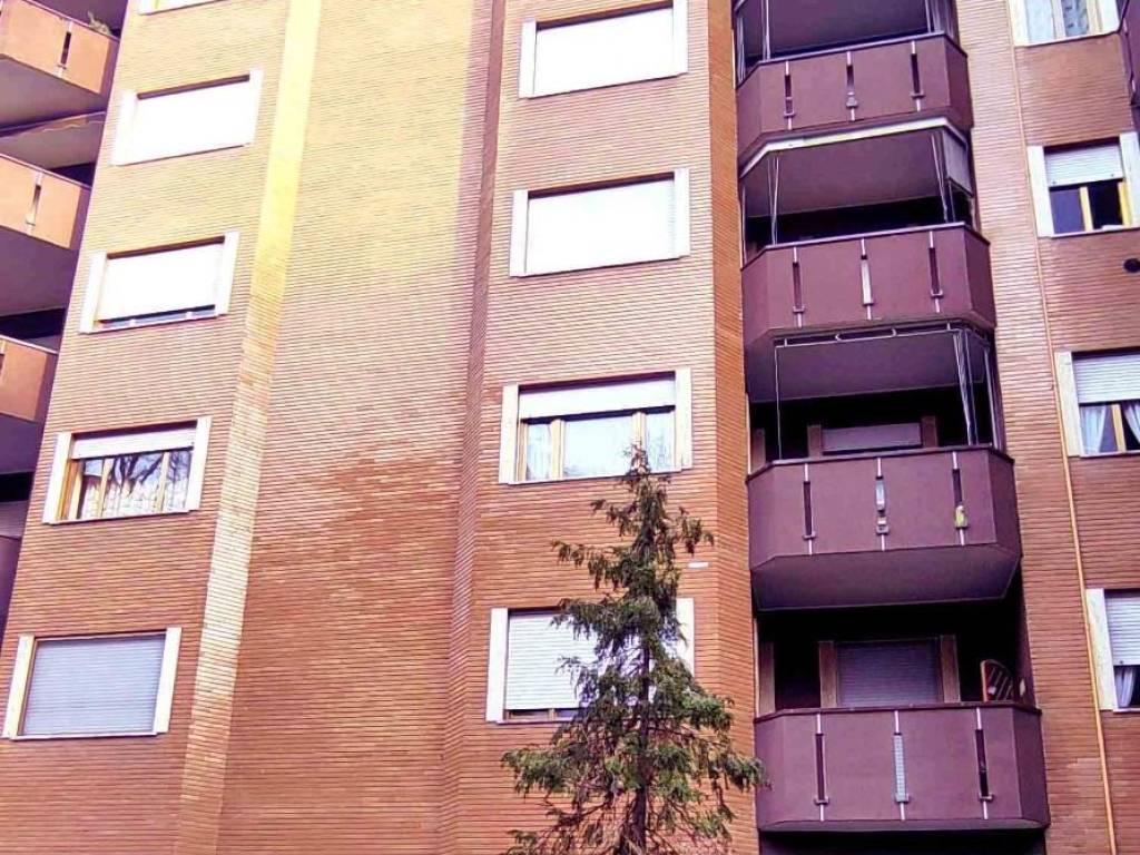 Appartamento a Saronno in Via Roma - Foto 4