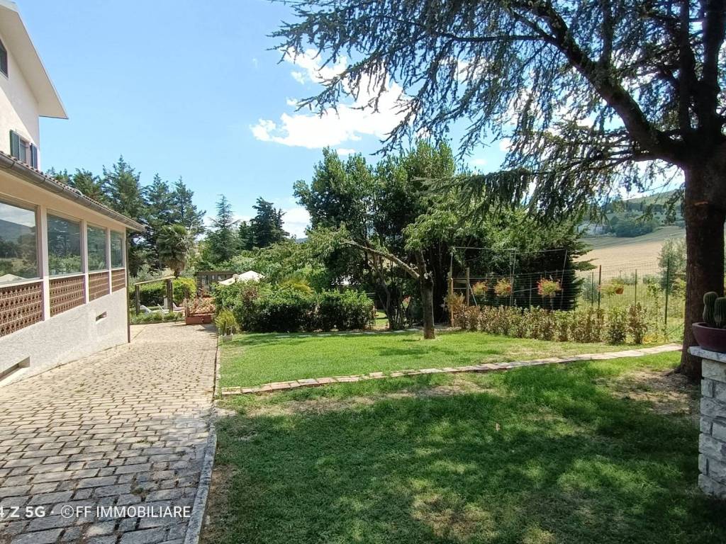 Villa a Treia in Contrada Sterpare - Foto 3