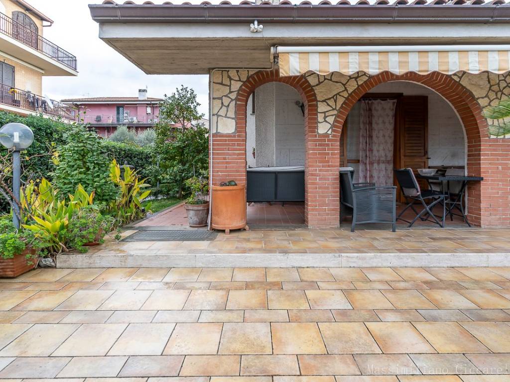 Villa a Albano laziale in Via Belgio - Foto 4
