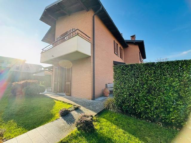 Villa a Grandate in Via Monte Bianco - Foto 5