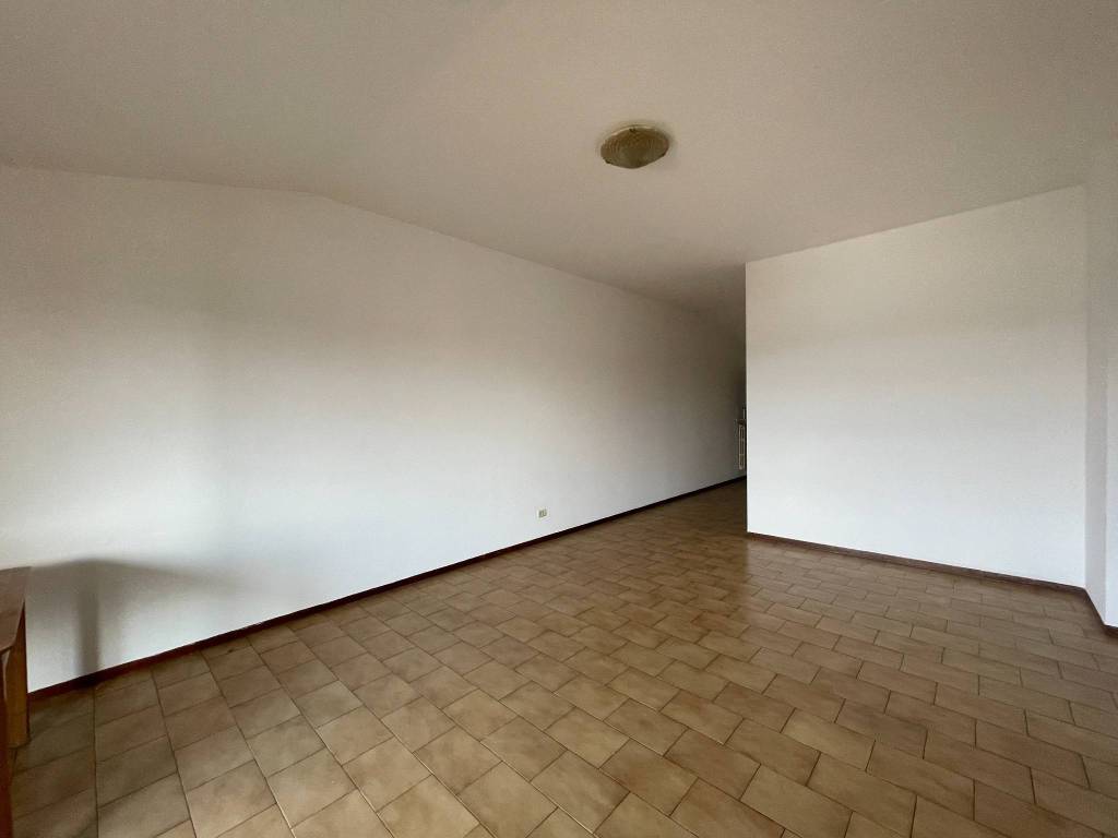 Appartamento a Romano di lombardia in Via Cappuccini - Foto 4