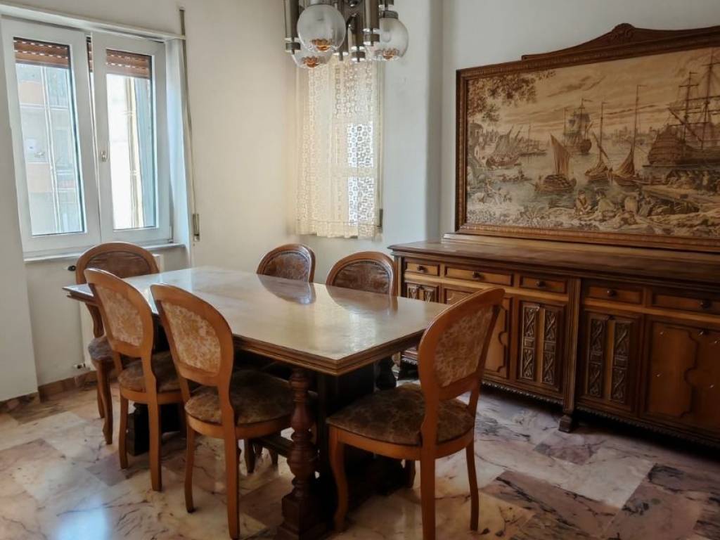 Appartamento a Potenza in Piazza Emanuele Gianturco, 22 - Foto 2